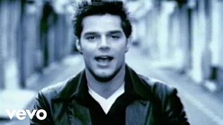 Ricky Martin - María (Spanglish Video Remastered)