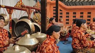 Download lagu Javanese Gamelan Performances, Indonesia mp3