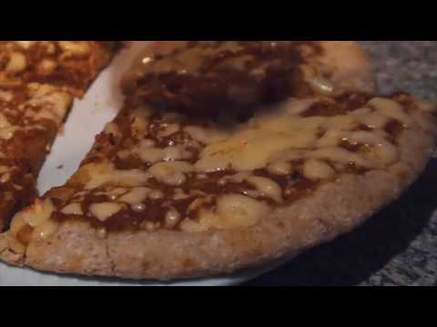 NÅR FUTTE SPISER PIZZA