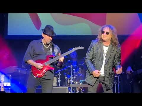 Kevin Chalfant - Lights/Stay Awhile (Journey) live Binghamton, NY 10-19-24