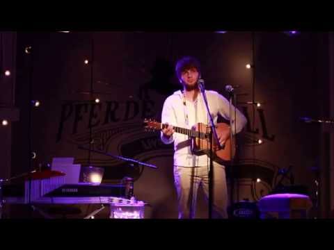 Sitting Waitting Wishing - (Cover) Majanko