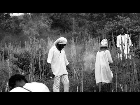 KWAME BRENYA ft. AYISI- OTWABERƐ (Official Video)