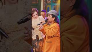 Download lagu TRAGEDI TALI KUTANG #pengamenviral #pakslamet #daraayu #bajolndanu  #lembayungmusic #shorts mp3