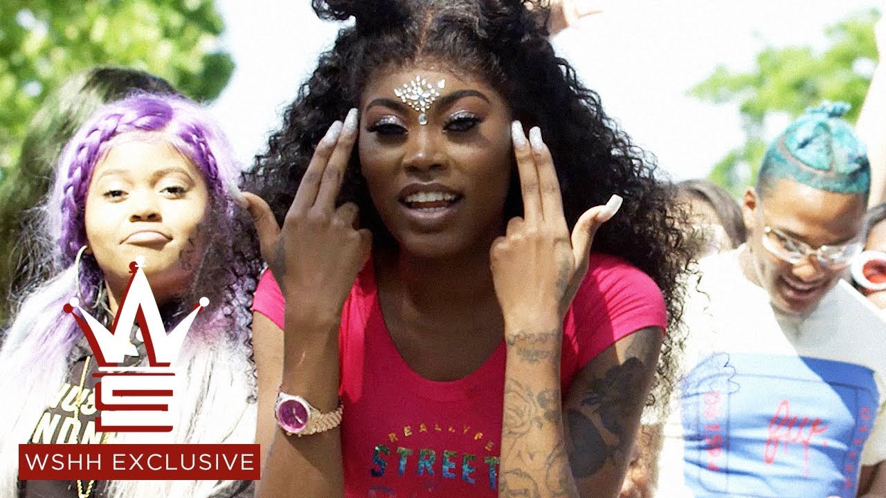 Asian Doll – ”Crunch Time”