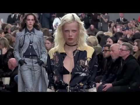 Nina Ricci Paris Woman FW17-18