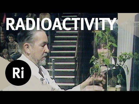 Offering A Plant A Radioactive Cocktail - Christmas Lectures with Eric M Rogers