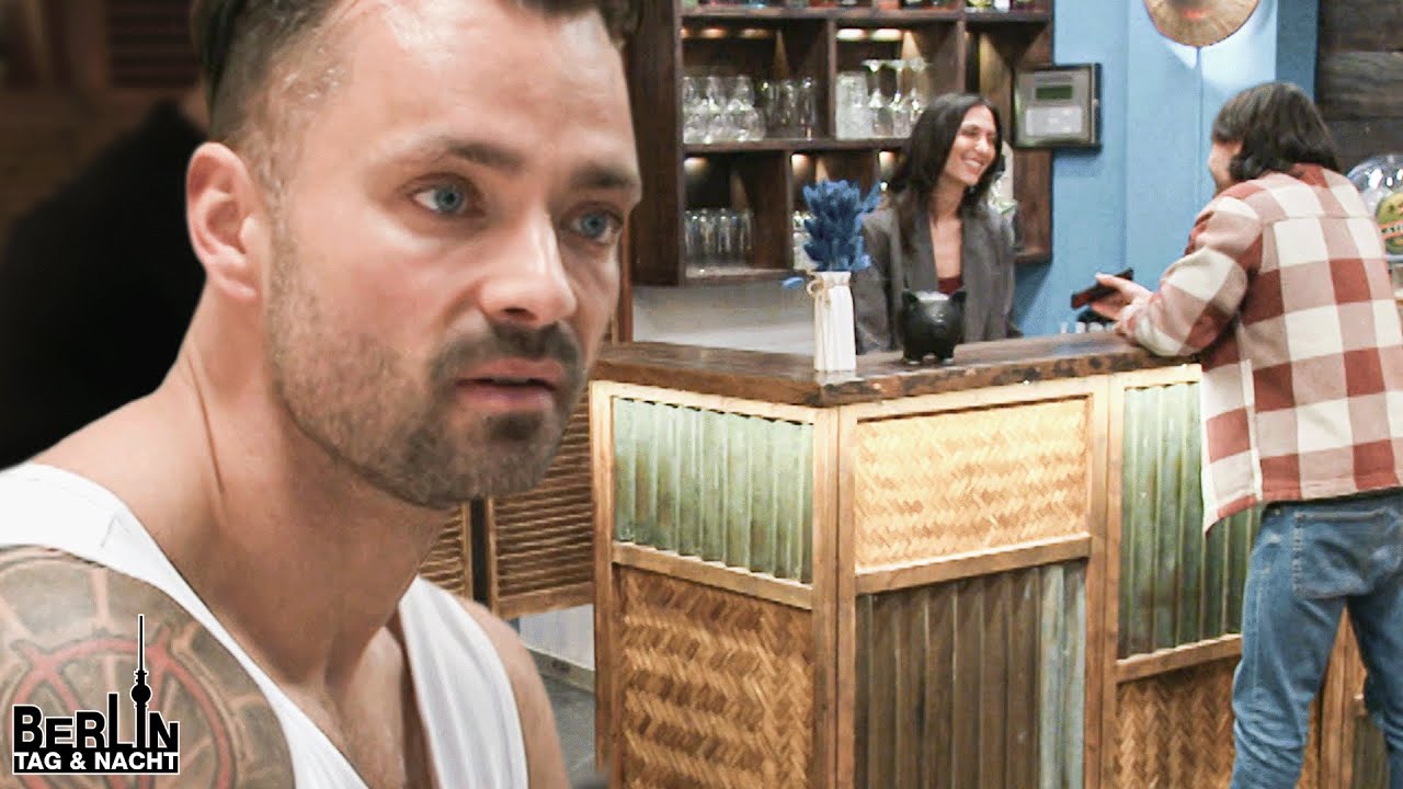 YouTube Thumbnail Downloader FULL HQ IMAGE