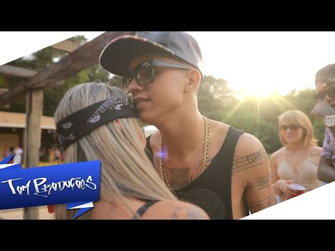 MC M5 - Oi Gatinha (TOM PRODUÇÕES)