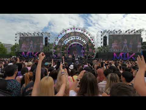 Cherry Bullet   Love so sweet