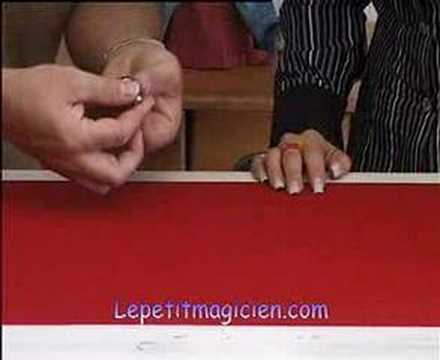 Voir la vidéo de Antigravité - Drop Out