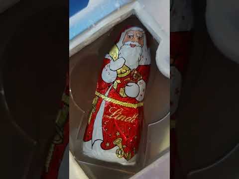 Opening LINDT Christmas Advent Calendar - Day 6, St. Nicholas Day