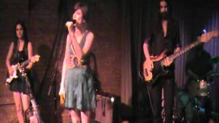 Nicole Atkins and the Black Sea -- Heavy Boots