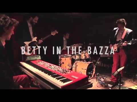 EXPRESSWAY SKETCHES • Betty in the Bazza (Live)
