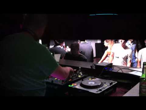 RICKY MONTANARI @ LES POIS SHAPE ROOM 15.10.11