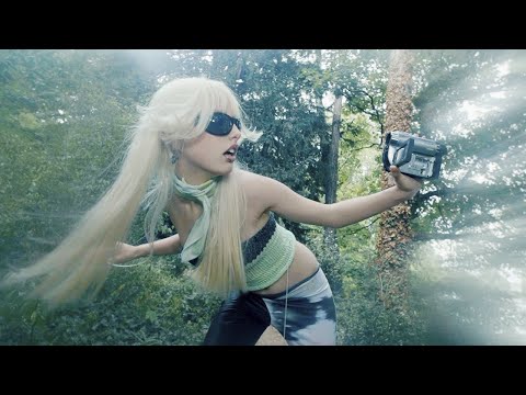 vesqmojo | Spring Summer 2022 | Eloge a La Nouvelle Garde