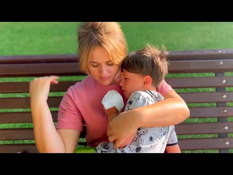 Ce a PĂȚIT ERNEST la mână😥/ Accident la PICNIC❌