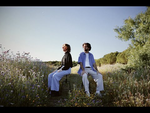 Tomás Adrião - 9 às 6 ft. Inês Marques Lucas