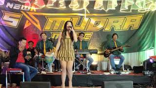 Download lagu Salahmu Sendiri Vokal Chelsi Anggora New Samudra Musik Support EN2 Audio Live Sukorejo Gondanglegi  mp3