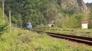 preview picture of video 'Three Trains/ Trei trenuri in Manastirea Turnu'