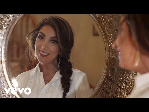 Nova Emad, نوفا عماد - Hay El Iraqya هاي العراقية (Official Video)