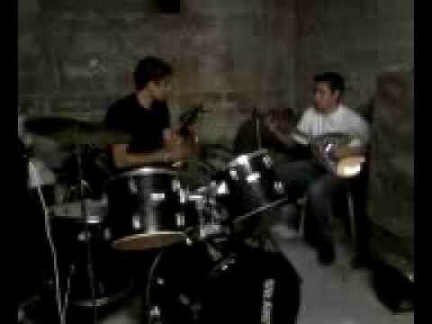 Ilias Mavrommatis+Antonis Kontrafouris-Kaneis edw den tragouda-Eydokia-Sakaina