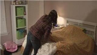 Housekeeping Tips : How to Put a Duvet Cover on Easily