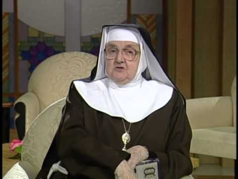 Mother Angelica Live Classic - 1997-11-04 - How To Read The Bible