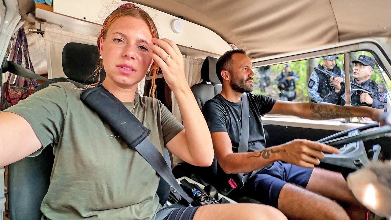 Crossing the most dangerous road in Honduras