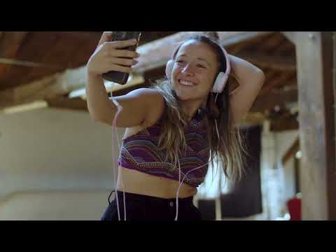 Pelusa & La Banda Caramba feat  Sandro Barragán - Ritmo en el Corazón