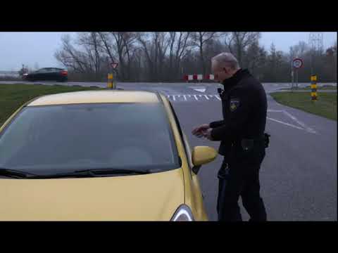 Bestuurder is NIET zo spraakzaam | WEGMISBRUIKERS