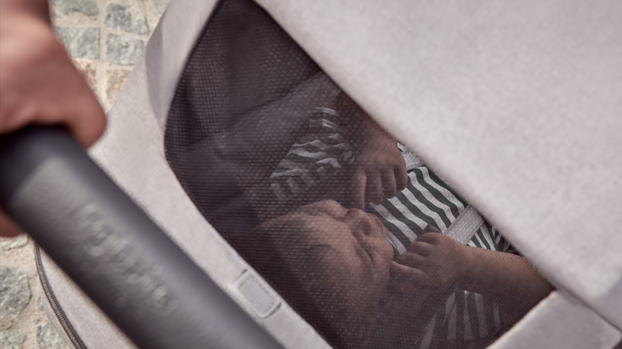 миниатюра 0 Видео о товаре Коляска прогулочная Inglesina Aptica, Alaska Blue (Серо-голубой)