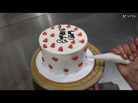 birthday cake fresh cream easy by chef Saqib gujjar  #cake #cakedesign #cakedecorating 🎂🎂🇵🇰🇵🇰🇵🇰