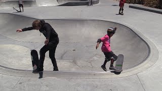 8 YEAR OLD SKATER TEACHES AARON A BOWL TRICK!