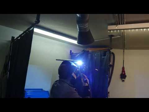 Decklage einer V-Naht t=10mm pendelnd Überkopf schweißen