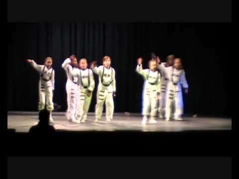 Temps Danses Urbaines Jnrs  2EME HipHop Contest RomaINdanza 2011