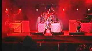 Himno Nacional Argentino + Marado' + Maradona haciendo jueguitos con ciro - Los Piojos Pepsi Music 05