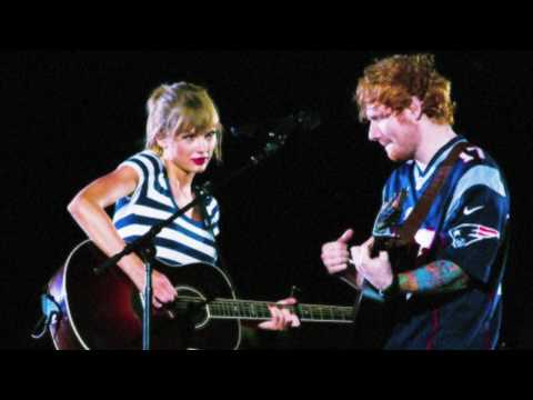 download lagu mp3 mp4 Photograph Ed Sheeran Taylor Swift, download lagu Photograph Ed Sheeran Taylor Swift gratis, unduh video klip Photograph Ed Sheeran Taylor Swift