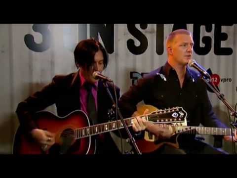QOTSA - Go With The Flow (Pinkpop Acoustic 2013)