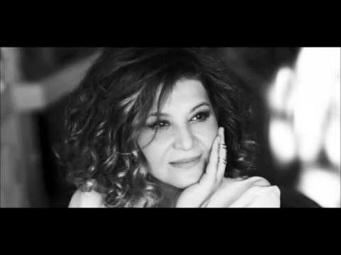 Γιώτα Νέγκα - Με τα μάτια κλειστά