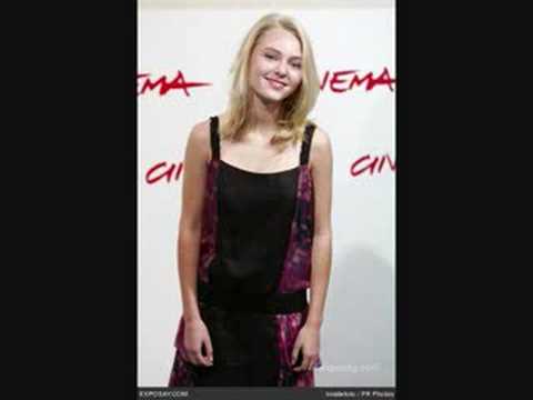 AnnaSophia Robb- Keep Your Mind Wide Open