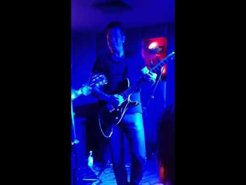 Ogün Sanlısoy - Yukarıya Bak ( Onur Ataman Gitar Solo )