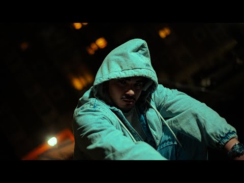 YEB - SULLA LUNA (Official Video)