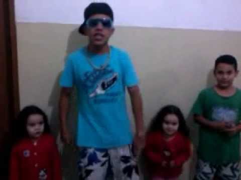 HOMENAGEM AO BOLINHA DO PANICO NA BAND - MC DILUXO E FAMÍLIA