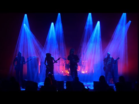 Radeloos///Ziedend playing "Een broeder in striemen en bloed" live at Soulcrusher 2021