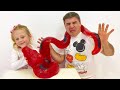Nastya compra novos bonecos e pai é recompensado com doces e guloseimas Nastya compra novos bonecos e pai é recompensado com doces e guloseimas