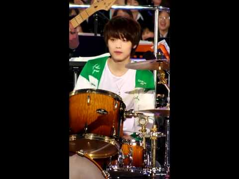 110514 CNblue  DRUM minhyuk