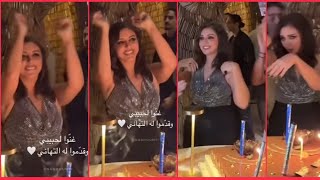 وصلة رقص من انغام في عيد ميلادها ال53 مع أولادها بحضور عدد كبير من النجوم  ورسالتها لشيرين صادمة😮