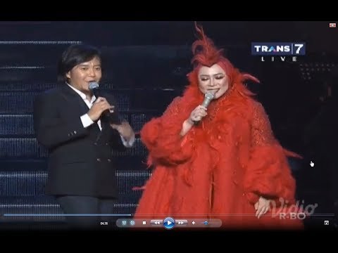 JIKA - Ari lasso feat melly goeslow  Misteri illahi KONSER 25 th ari lasso