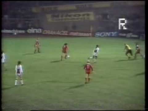 Ajax Amsterdam 0-8 Bayern Munich (1978) (2/4)