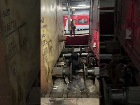 Barauni Junction train coupling incident, ￼😰#shorts #shortvideo #ytshort #trainvideo